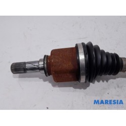 Renault - Trafic - Aandrijfas links-voor