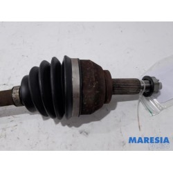 Renault - Trafic - Aandrijfas links-voor