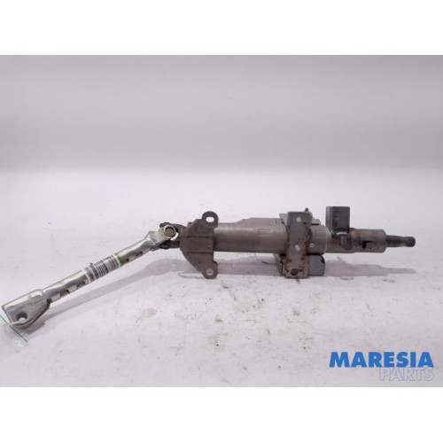 Renault - Trafic - Steering column housing