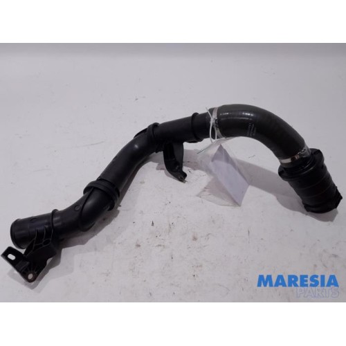 Renault - Trafic - Intercooler tube