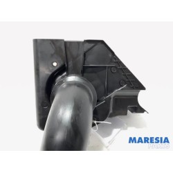 Renault - Trafic - Air intake hose