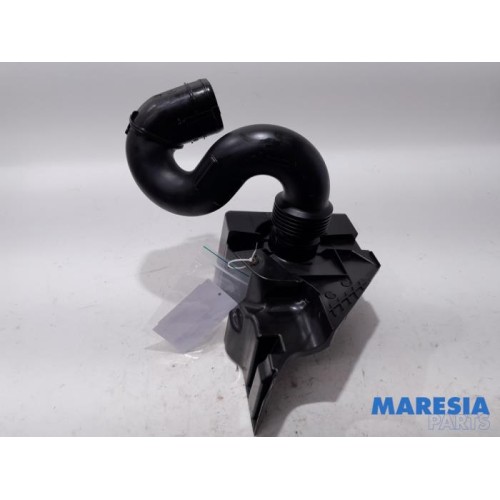 Renault - Trafic - Air intake hose