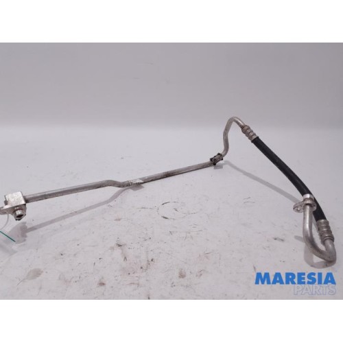 Renault - Trafic - Air conditioning line