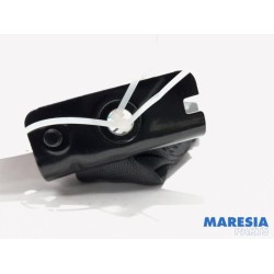 Fiat - 500 - Insertion ceinture de sécurité arrière droite