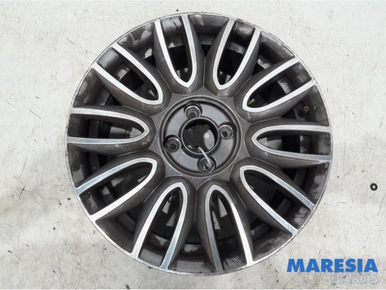 Fiat - 500 - Wheel
