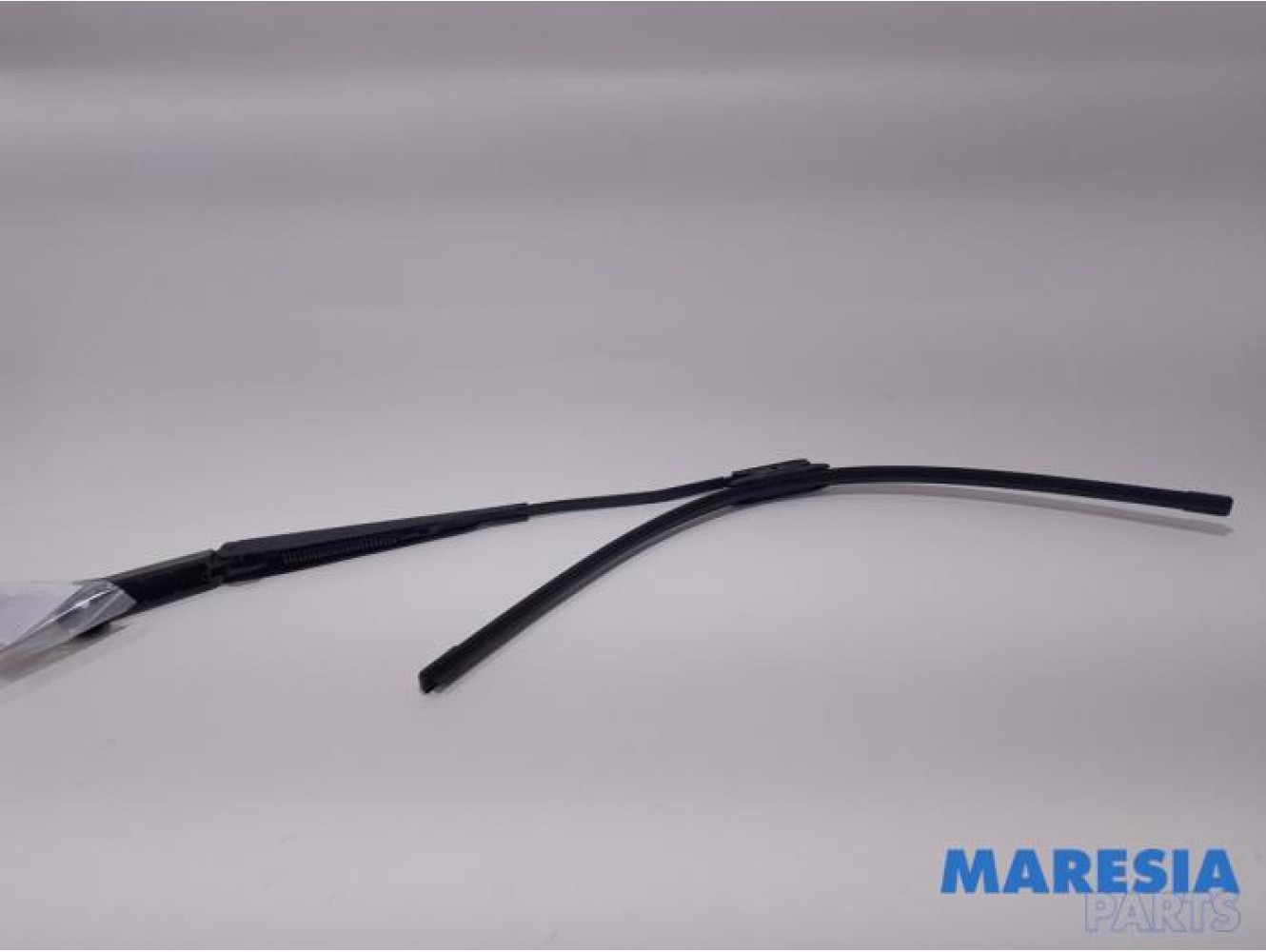 Citroen - C4 Grand Picasso - Front wiper arm