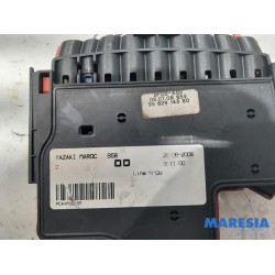 Citroen - C4 Grand Picasso - Fuse box