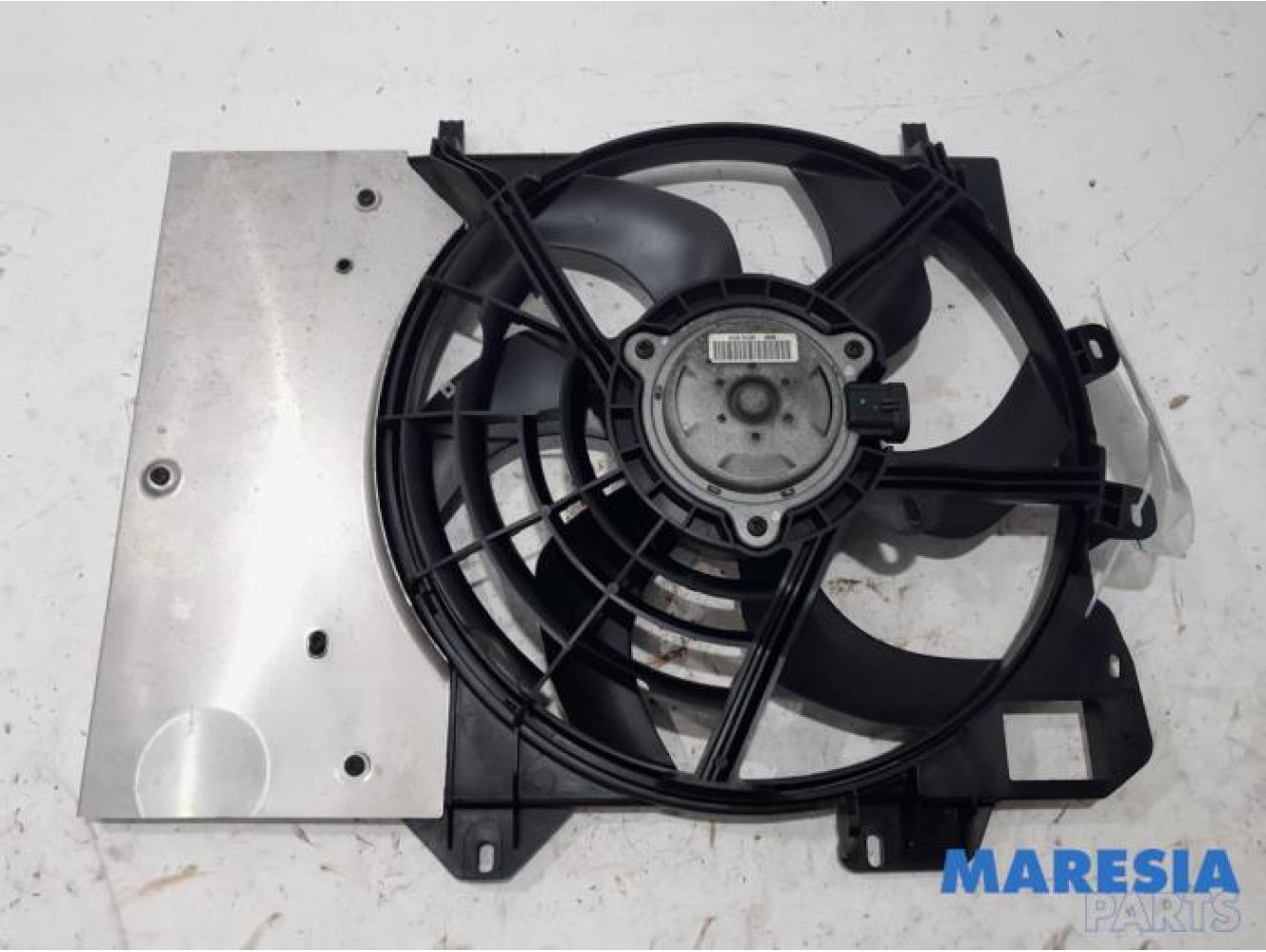 Peugeot - 208 - Fan motor