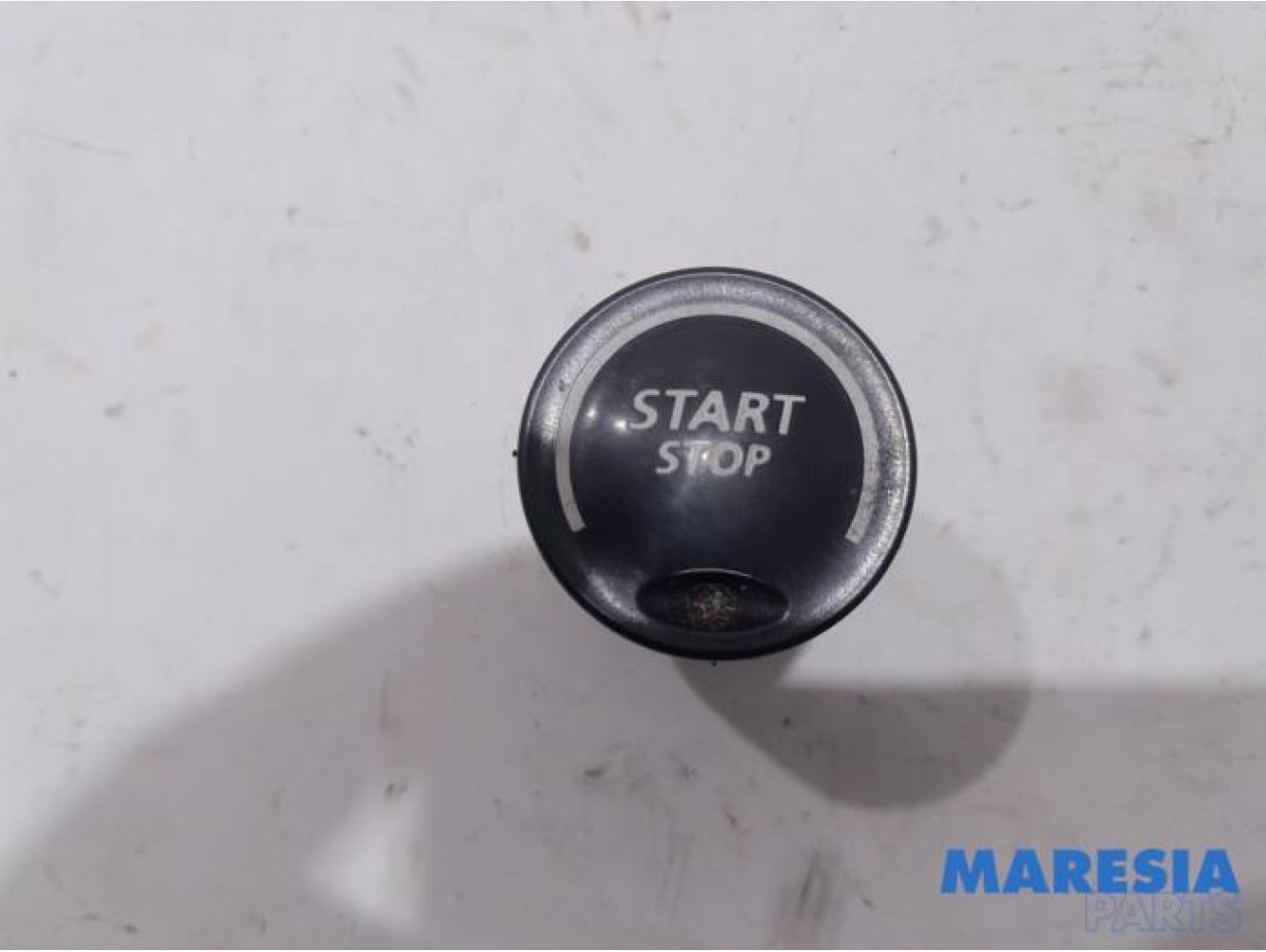 Renault - Espace - Start/stop switch