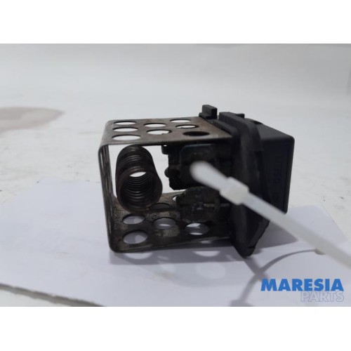 Renault - Espace - Cooling fan resistor