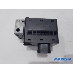 Renault - Clio - Engine management computer