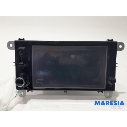 Renault - Clio - Navigation Display