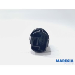 Renault - Clio - Start/stop switch