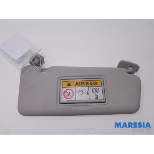 Renault - Clio - Sun visor