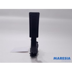 Renault - Clio - Throttle pedal position sensor
