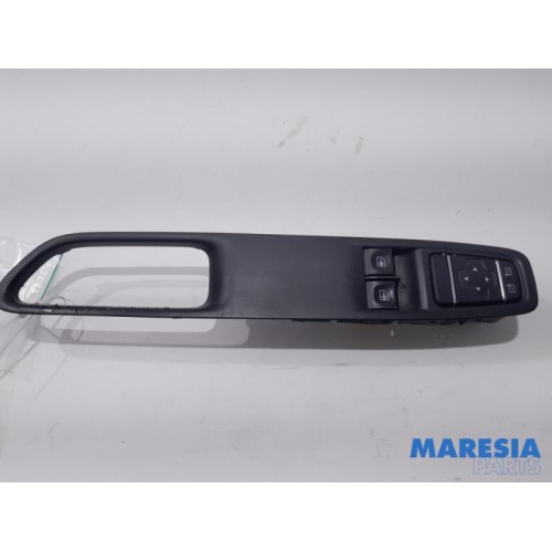 Renault - Clio - Commutateur combi vitres