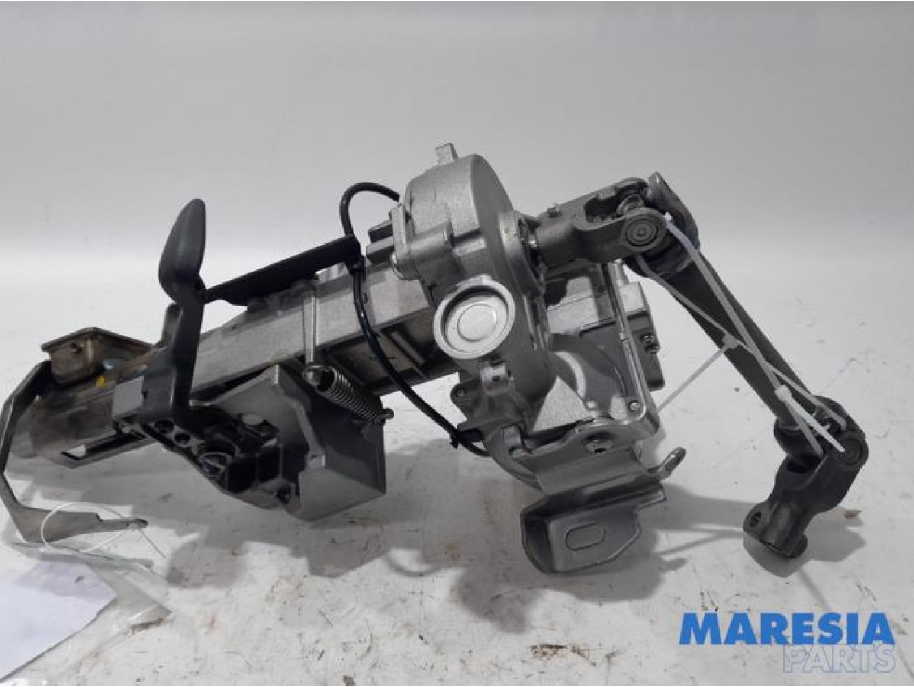 Renault - Captur - Steering column housing