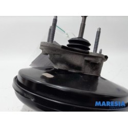 Renault - Captur - Brake servo