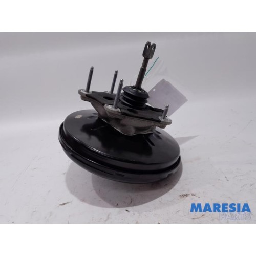 Renault - Captur - Brake servo