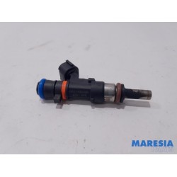 Renault - Clio - Injector (petrol injection)