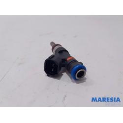 Renault - Clio - Injector (petrol injection)