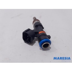 Renault - Clio - Injector (petrol injection)