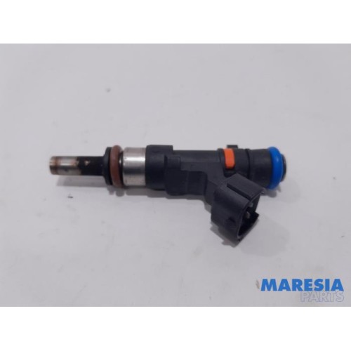 Renault - Clio - Injector (petrol injection)
