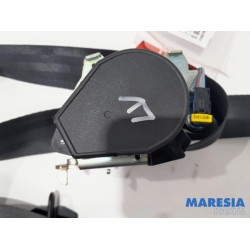 Renault - Clio - Sicherheitsgurt lv (Umtausch)