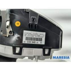 Peugeot - 208 - Instrumentenbrett
