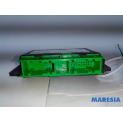 Peugeot - 208 - PDC Module
