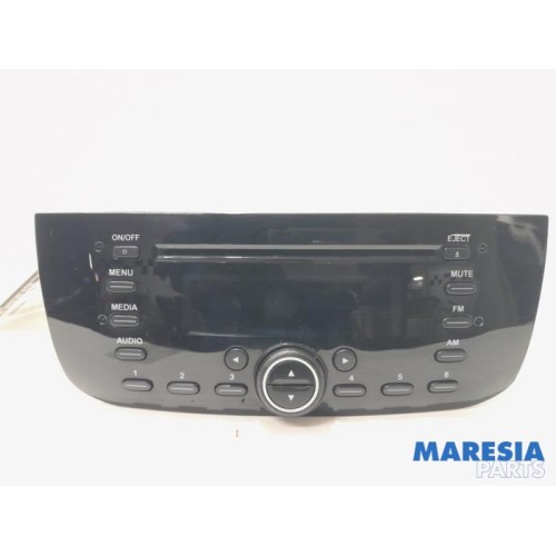 Fiat - Punto - Radio CD player