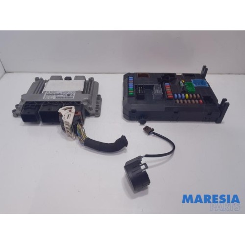 Peugeot - 208 - Engine management computer