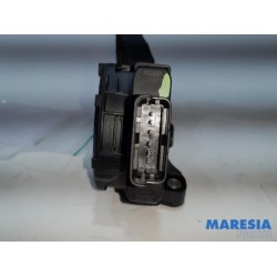 Peugeot - 208 - Throttle pedal position sensor