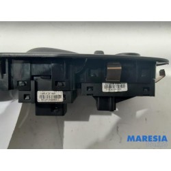 Fiat - Punto - Multi-functional window switch