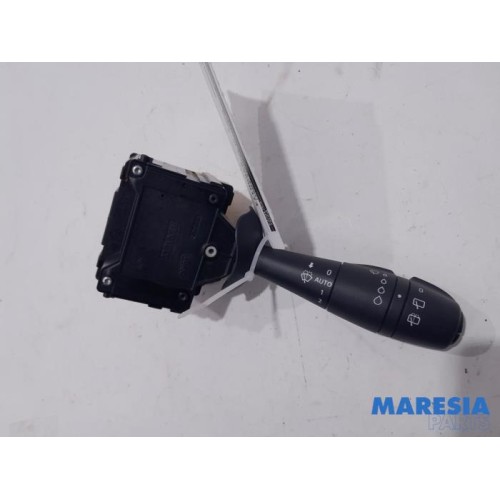 Renault - Clio - Wiper switch