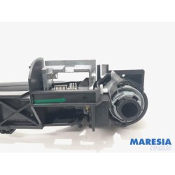 Renault - Trafic - Minibus/van rear door handle