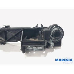 Renault - Trafic - Door handle 2-door, right