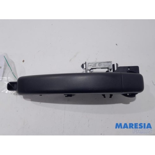 Renault - Trafic - Door handle 2-door, right