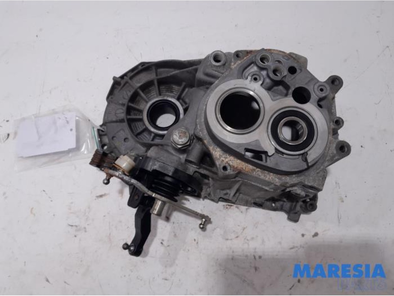 Renault - Kangoo - Gearbox casing