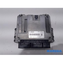 Renault - Trafic - Engine management computer