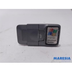 Fiat - Punto - AUX / USB connection