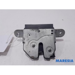 Fiat - Punto - Tailgate lock mechanism