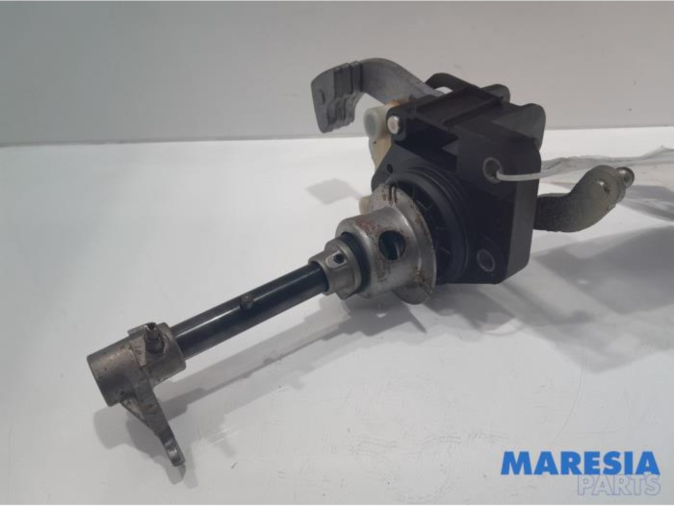 Renault - Clio - Gearbox mechanism
