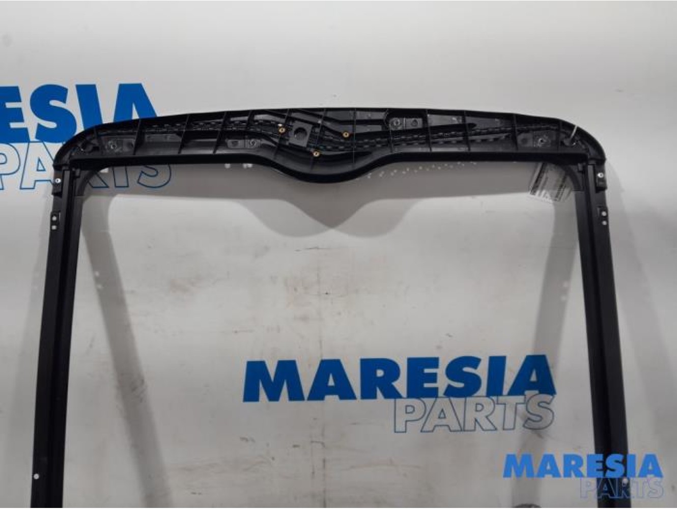 Citroen - C5 - Sliding headliner mechanism