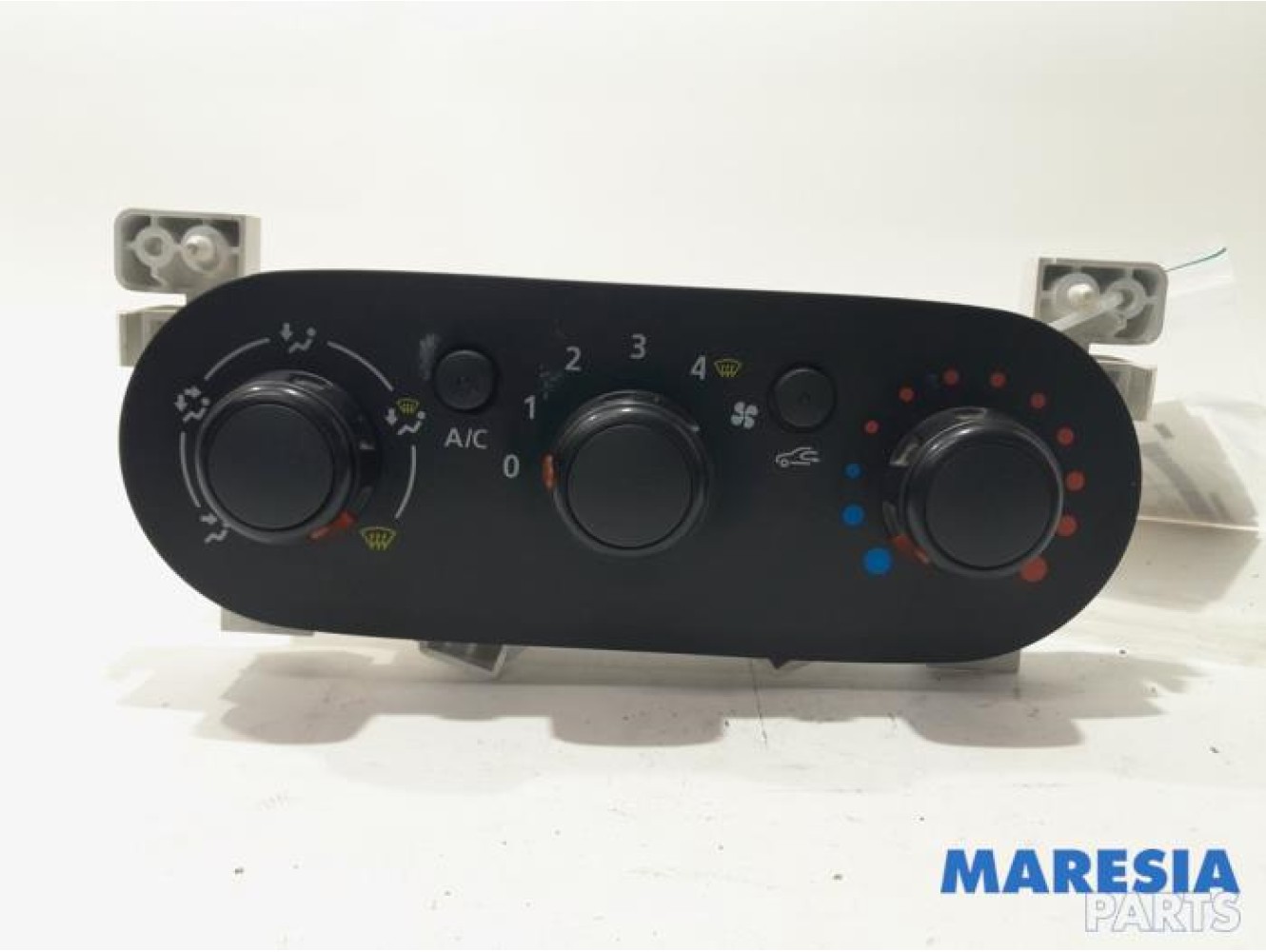 Renault - Trafic - Heater control panel