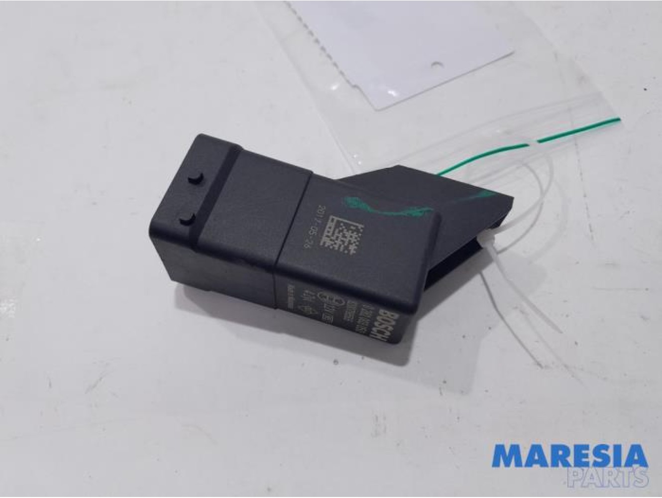 Renault - Trafic - Glow plug relay