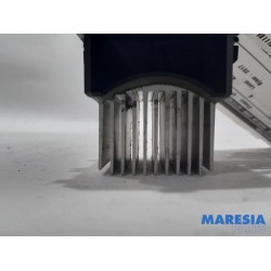 Renault - Trafic - Heater resistor