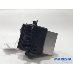 Renault - Trafic - Heater resistor