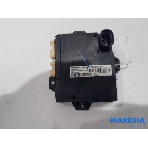 Renault - Trafic - Central door locking module