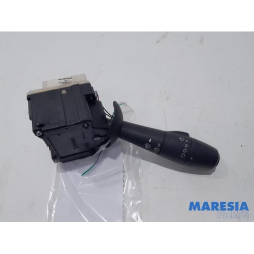 Renault - Trafic - Commutateur essuie-glace